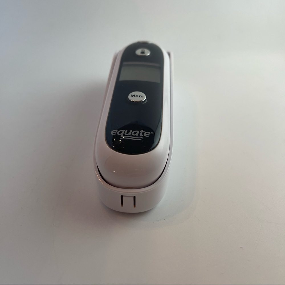 Infrared 1 second in ear digital thermometer - Picture 2 of 14